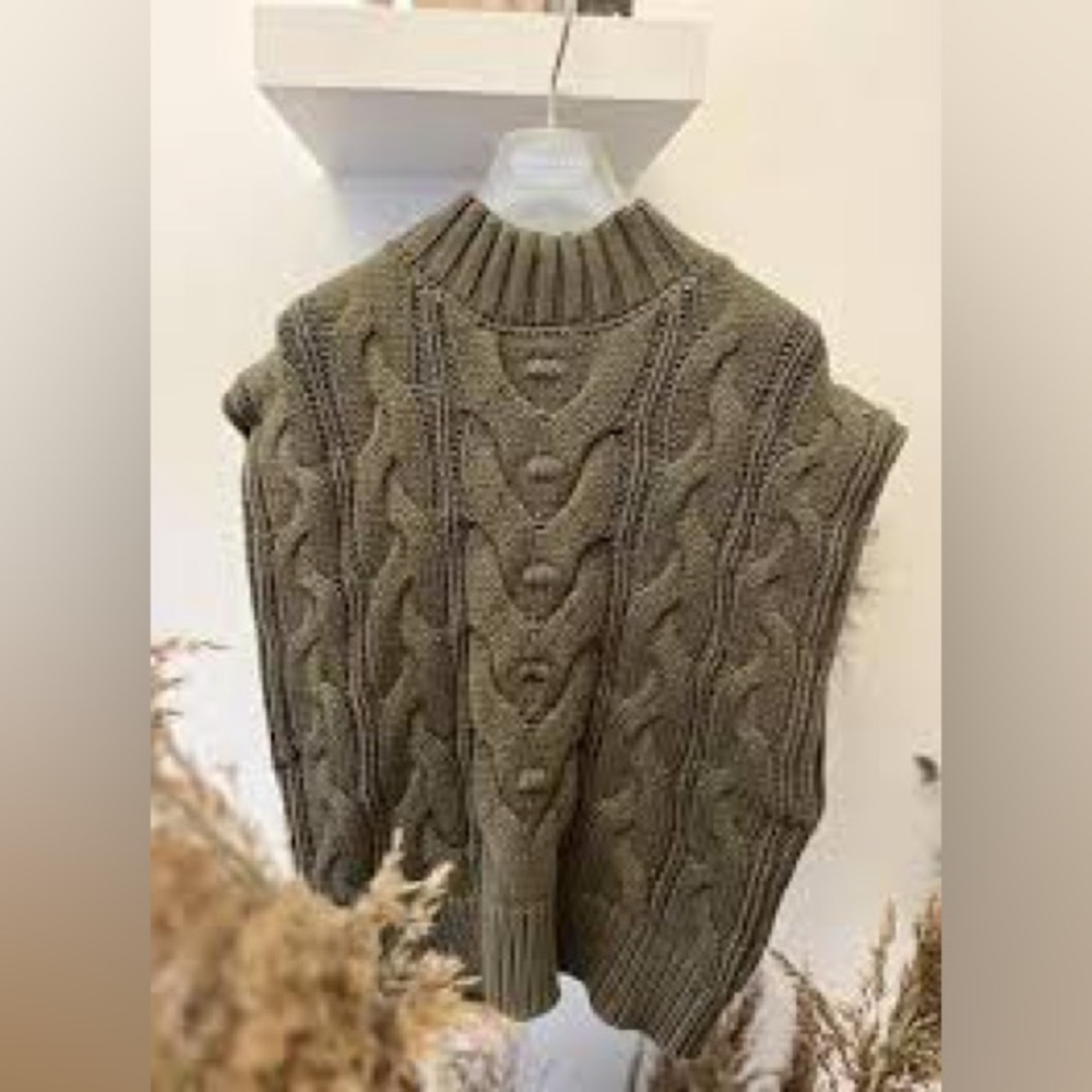 Apricot Chunky Knit Sleeveless Sweater Vest